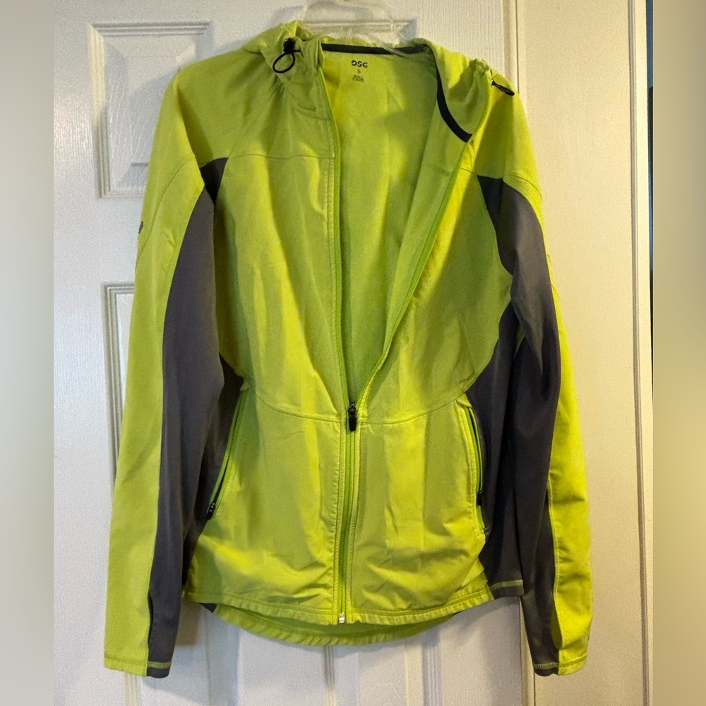 Men’s size small hooded running/athletic jacket. Bright green.
